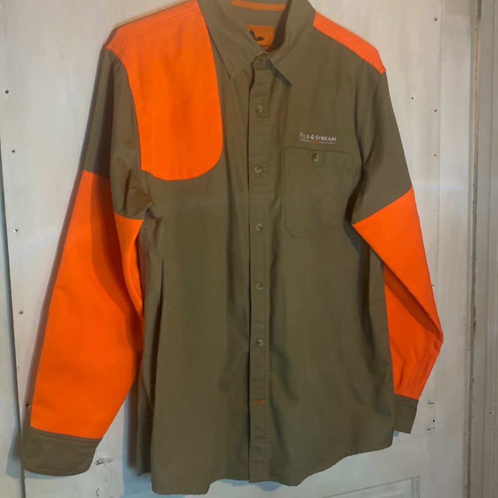 New Field & Stream Large Hunting Safety Button Up!!!